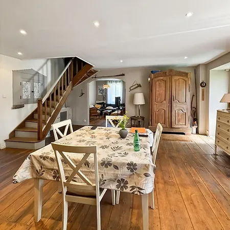 Semesterbostad Maison Authentique Avec Cantou 5pers, Jardin Prive