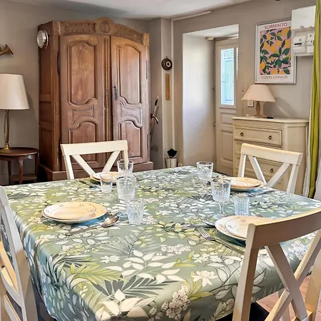 Maison Authentique Avec Cantou 5pers, Jardin Prive Saint-Illide